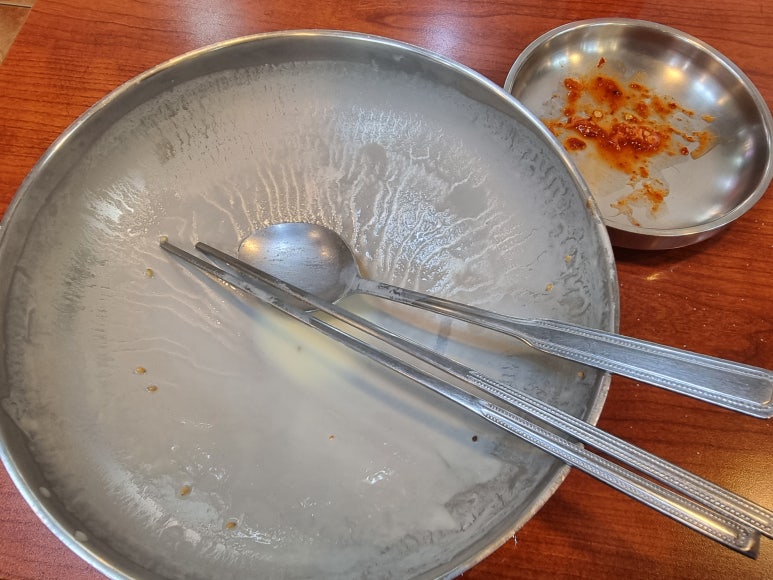 옛날홍두깨손칼국수 이미지