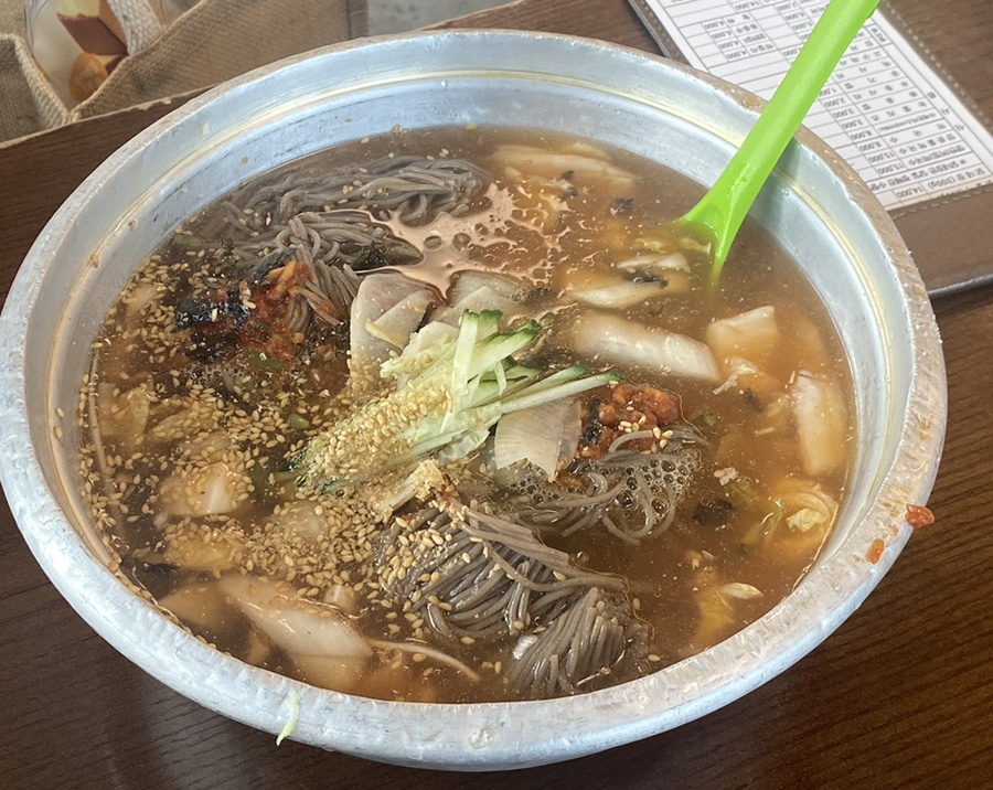 양푼 국물 닭갈비 이미지