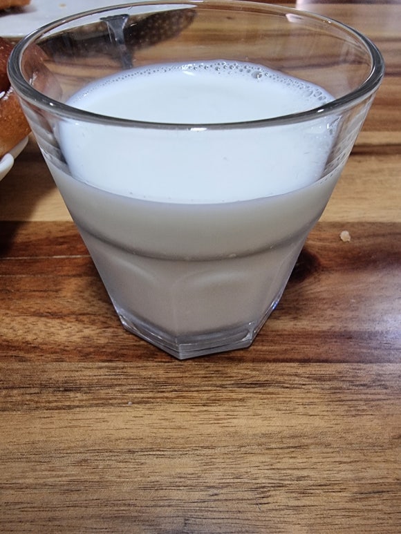 몽브레드1 이미지