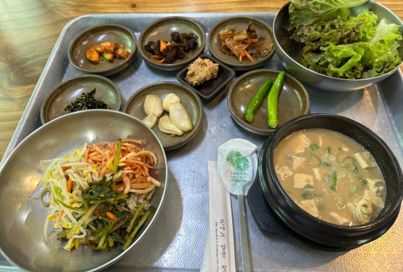 옛날시골보리밥집 이미지