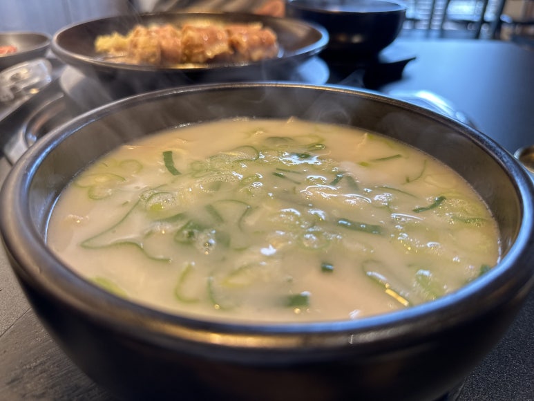 수백당 사송신도시점 이미지