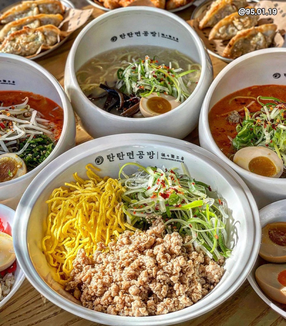 탄탄면공방 파주문산점 이미지