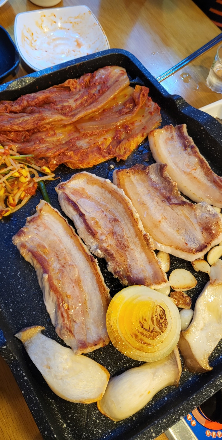 신가복돼지 이미지