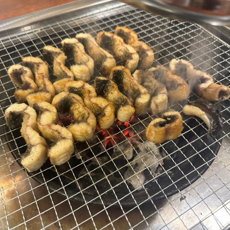 숯불장어어때 이미지