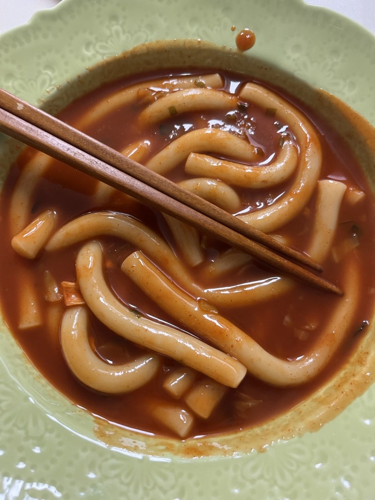 누들떡볶이 이미지