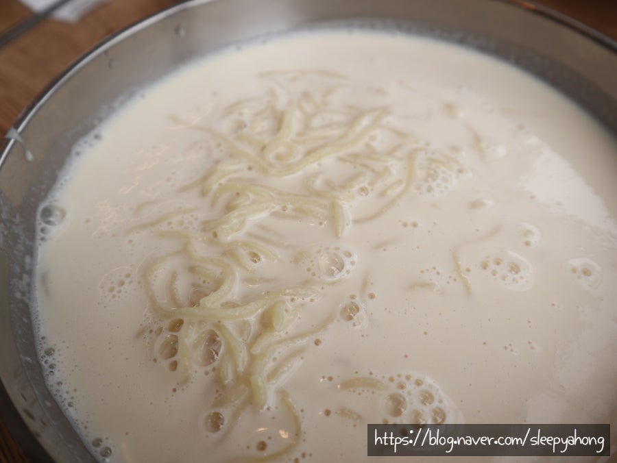 공면칼국수.콩국수 이미지