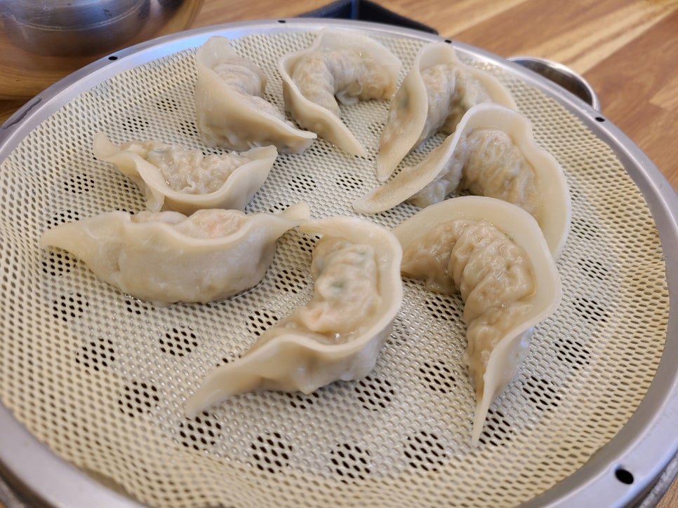 아라칼국수 이미지