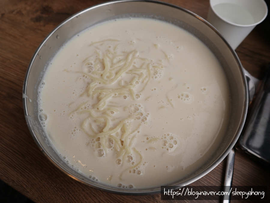 공면칼국수.콩국수 이미지