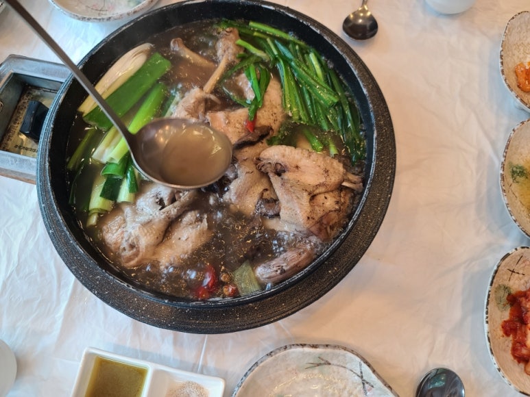 참능이백숙 이미지