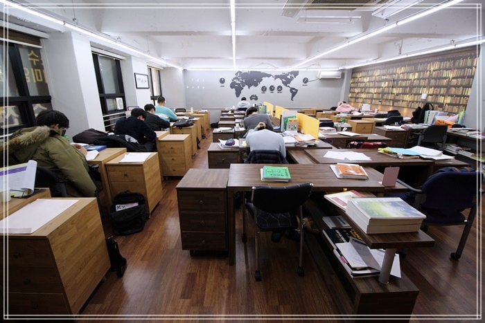 학고재독서실 이미지