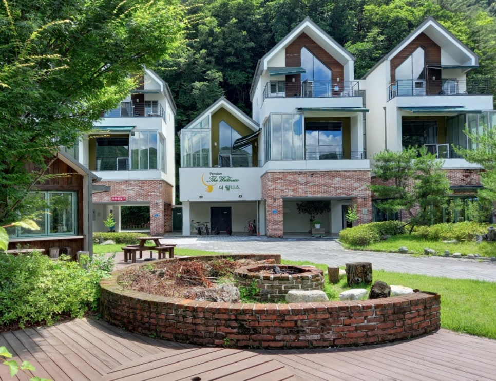더웰니스펜션 이미지