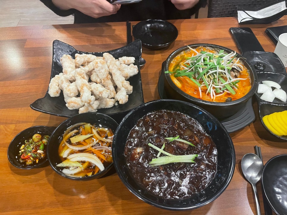 뚝배기짬뽕패밀리 이미지