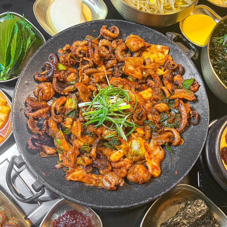 황금쭈꾸미 이미지
