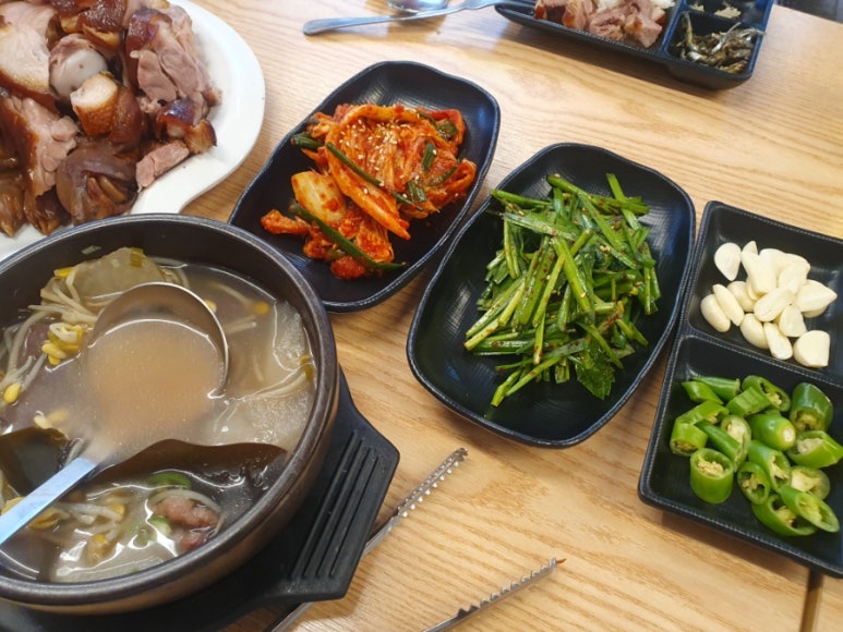 방학동 왕족발 보쌈 이미지