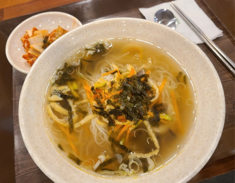 대가잔치국수 이미지