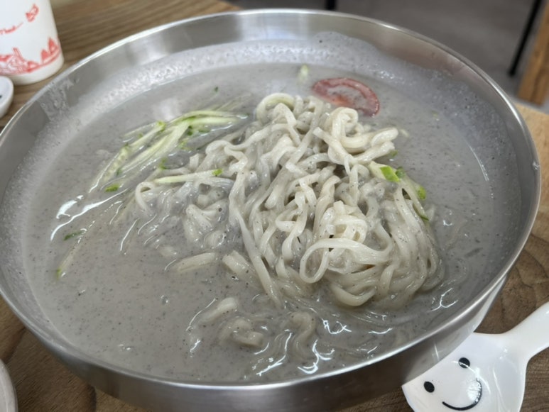 팔복칼국수 이미지