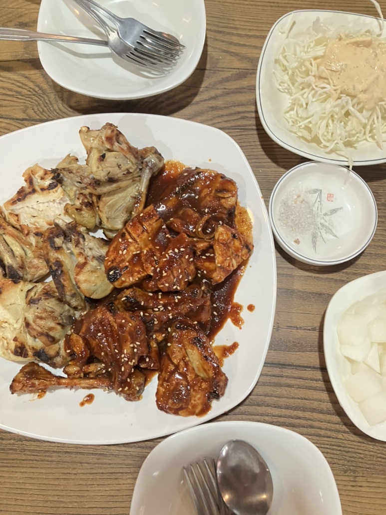 뚝딱숯불바베큐치킨 이미지