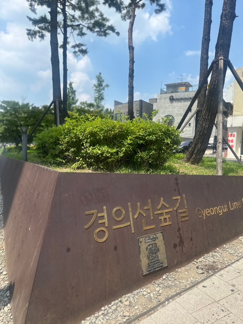 네일꽃피다 이미지