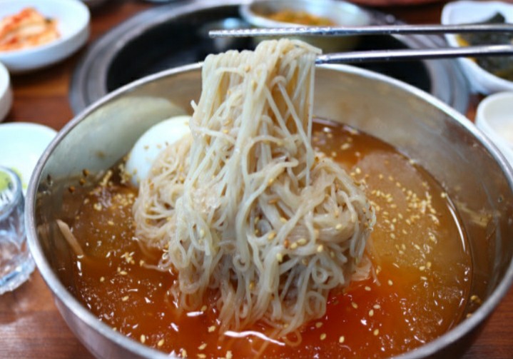 오르막식당 이미지
