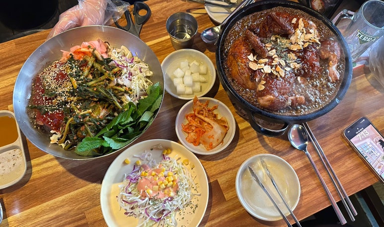 참나무누룽닭 이미지