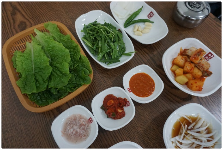 아제돼지국밥 이미지