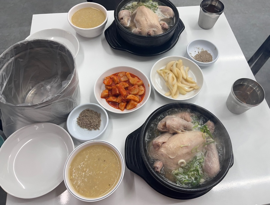 원조황칠나무녹두닭백숙 이미지