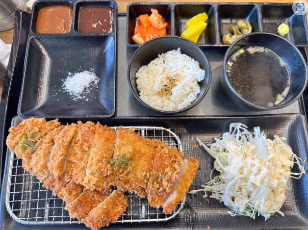 돈카츠식탁 이미지
