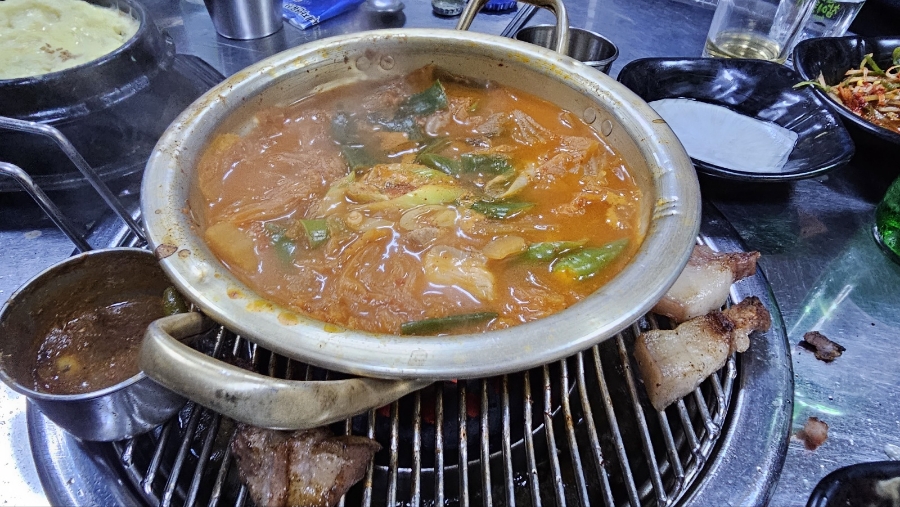 명품연탄 이미지