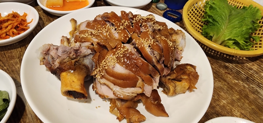둥지마을왕족발 이미지