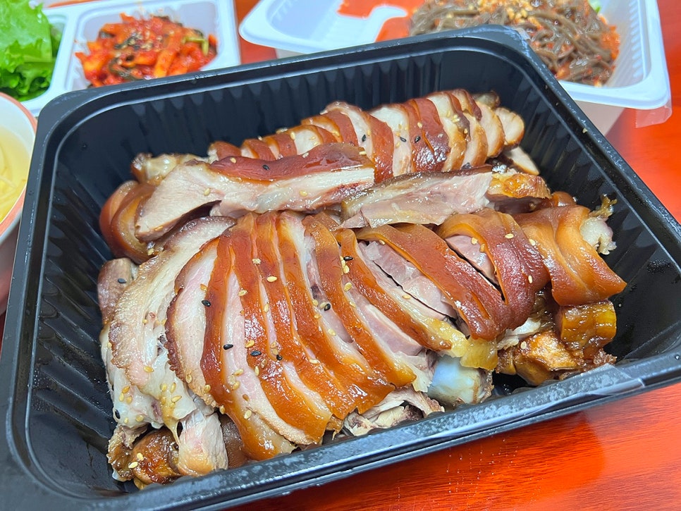 충남왕족발 이미지