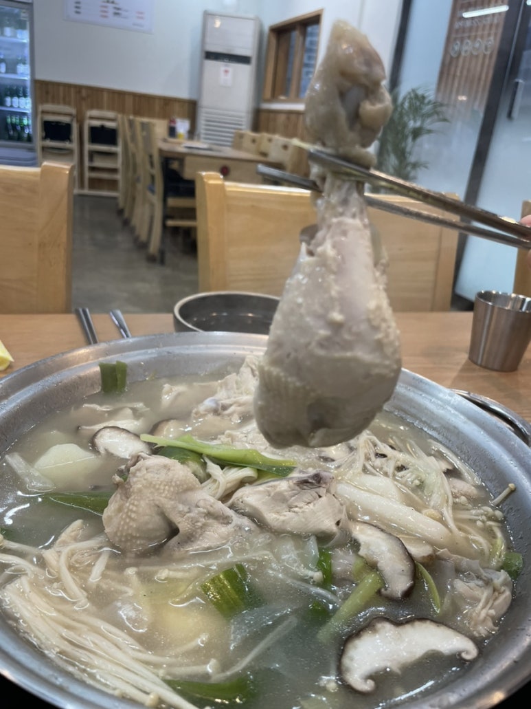 태릉촌닭한마리 이미지