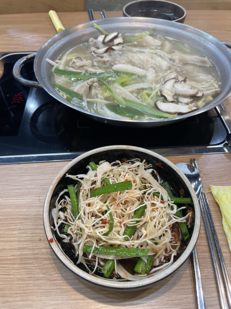 태릉촌닭한마리 이미지