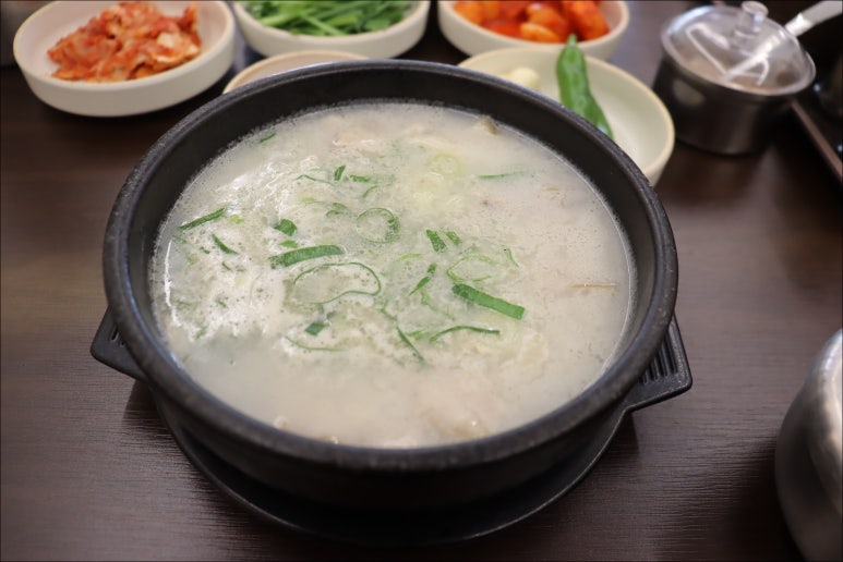 일품돼지국밥평리점 이미지