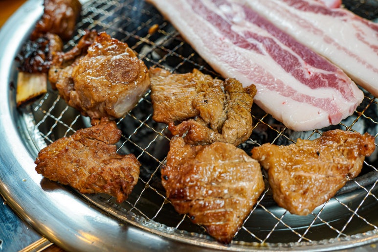 돈돈숯불갈비 이미지