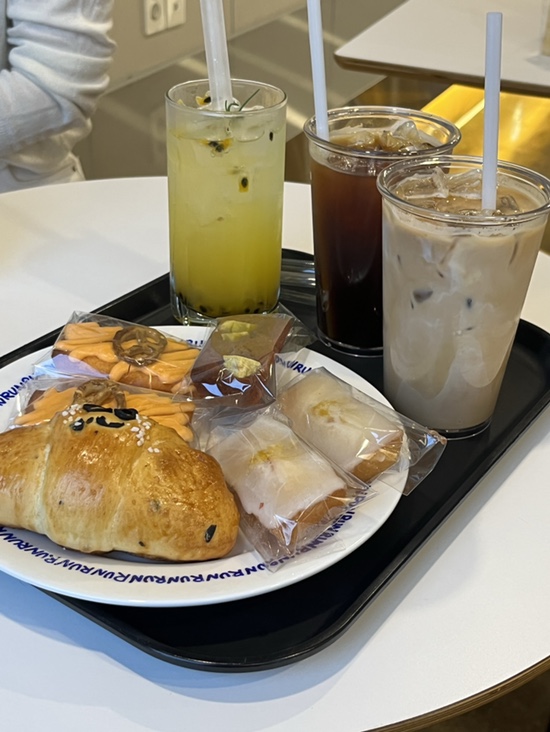부대통닭 이미지