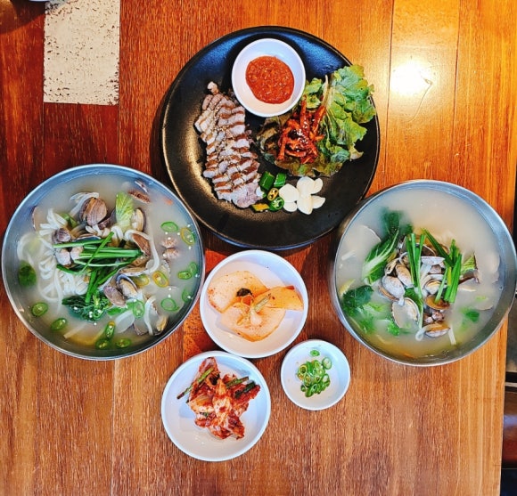 광양칼국수 보쌈 이미지