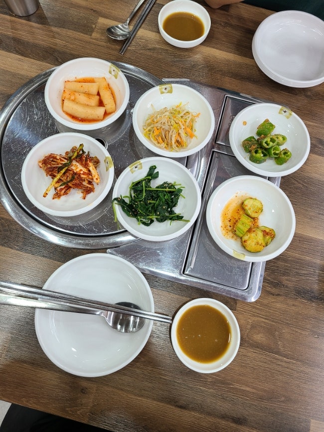 영천 해장국 감자탕 이미지