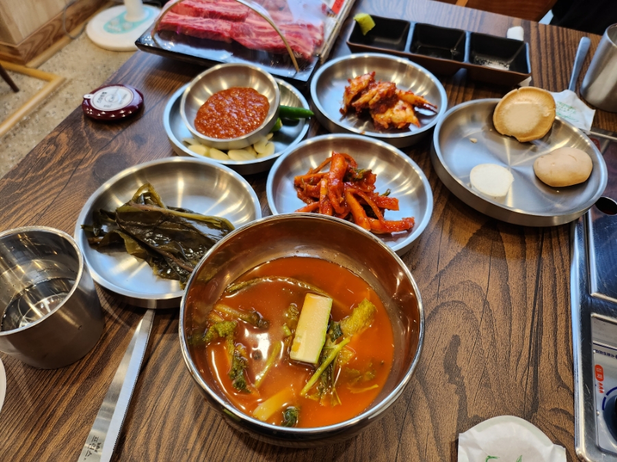 삼봉한우정육식당 이미지