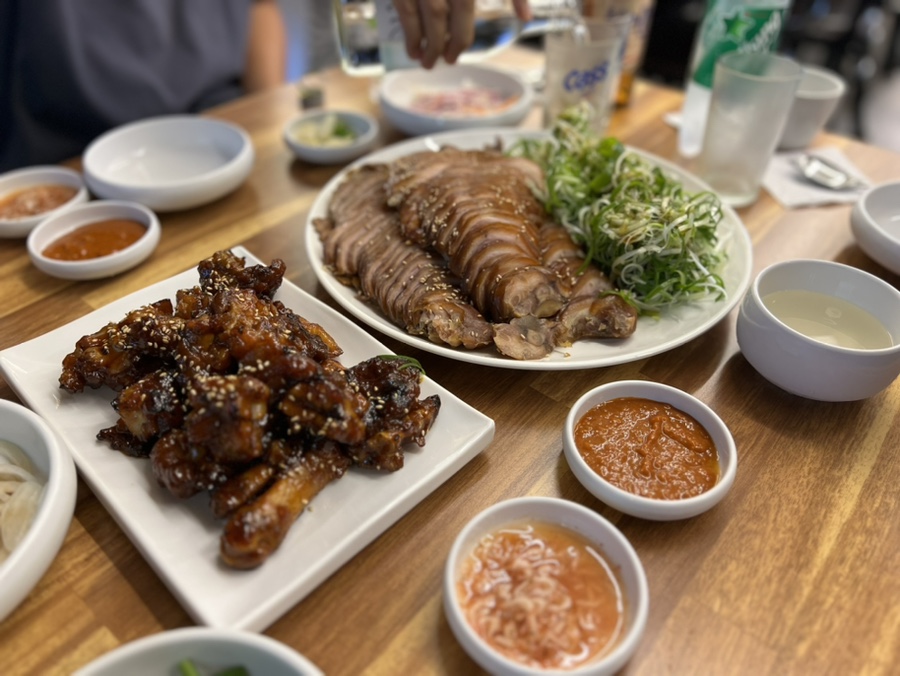 신탄족발집 이미지