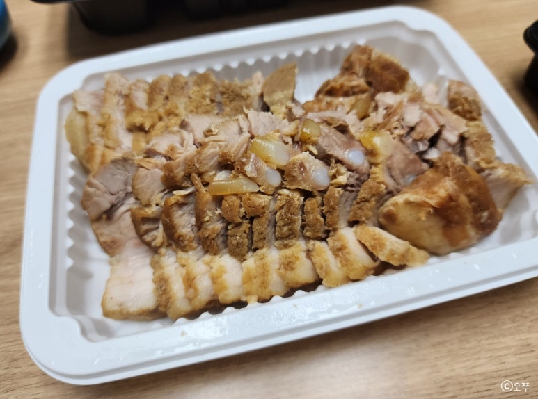 황금족발수원성대점 이미지