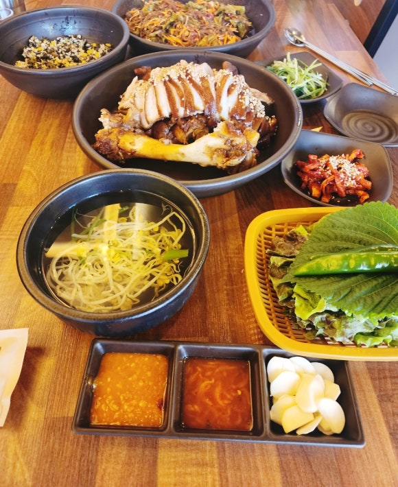 오감만족왕족발 이미지