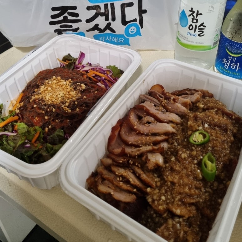 올때족발사와 이미지
