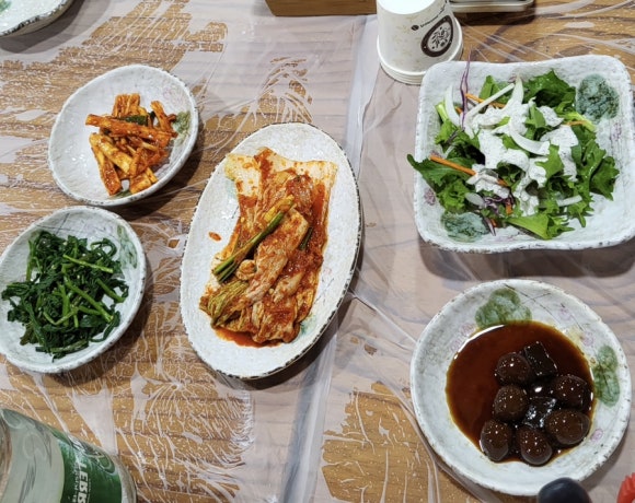 천만애능이백숙 이미지