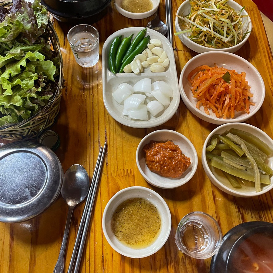 통나무돼지짱 이미지