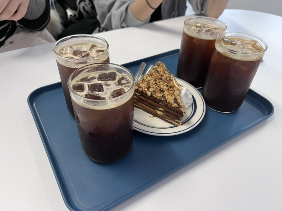 카페브레송 이미지