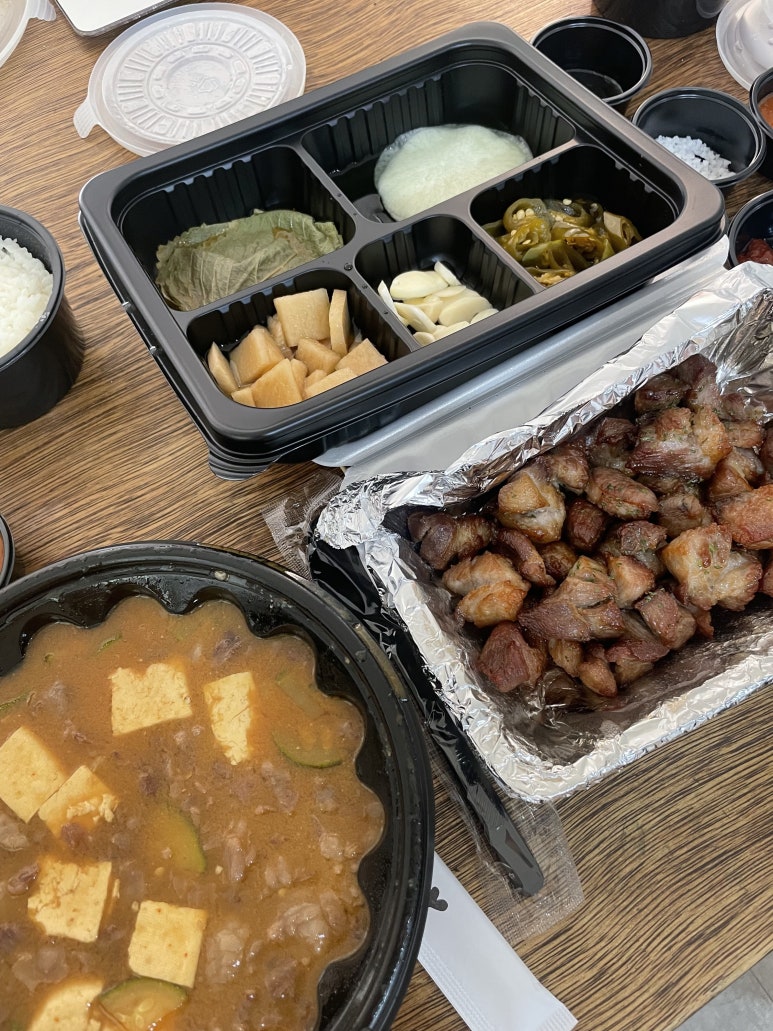 주야푸짐한뒷고기 이미지