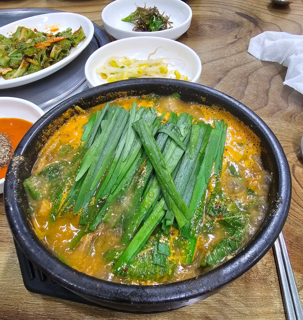 냉천골흑염소 이미지