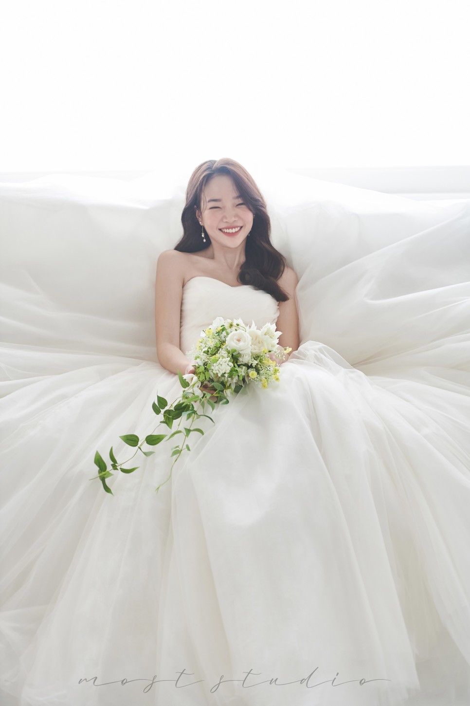 유모스트 이미지