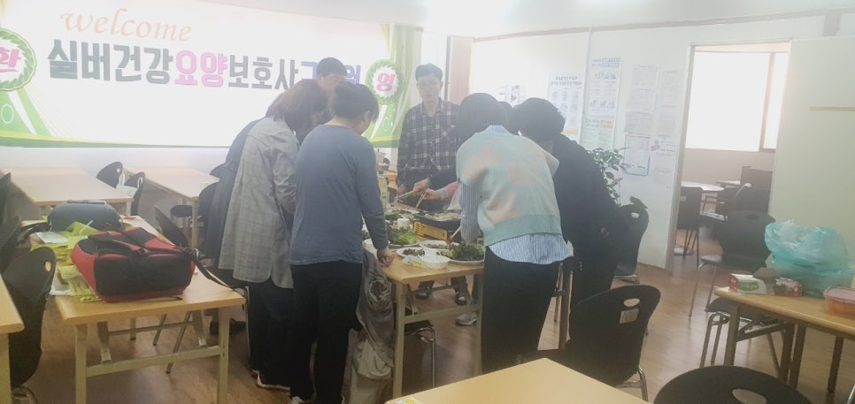 실버건강요양보호사교육원 이미지