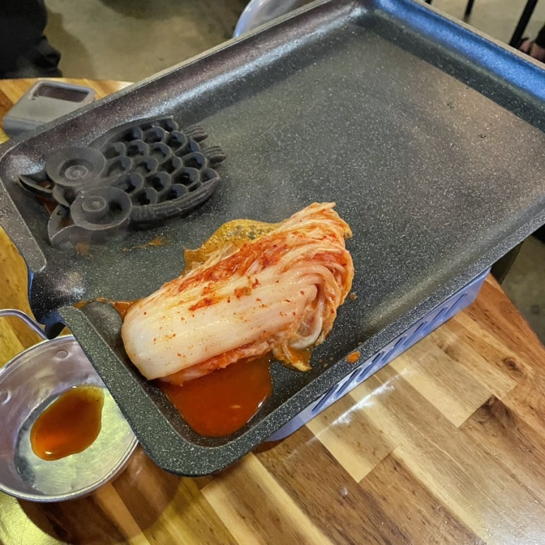 부엉이대패삼겹살 이미지